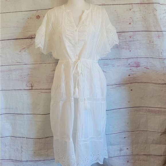 Love Sam Eyelet Lace Boho Dress Size Medium - Picture 1 of 7